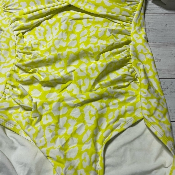 CALVIN KLEIN SWIM women’s bathingsuit 
Animal-Print One-Piece Swimsuit yellow 12 - Picture 4 of 10